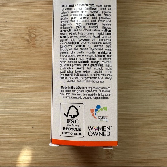 Sonage Saffron Energizing Vitamin Mask - Full Size 1.7oz/50ml Sealed - Picture 4 of 4